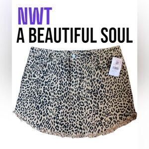 A Beautiful Soul Leopard Demium Shirt‎